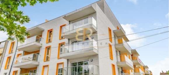 3 bedrooms Apartment in Aubervilliers, France No. 171170 9