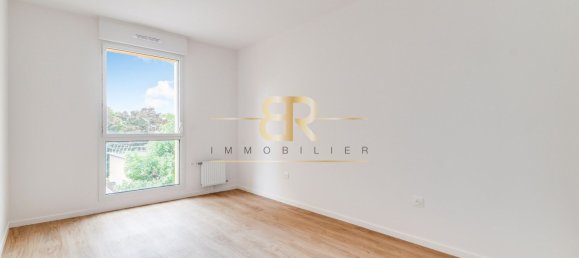 3 bedrooms Apartment in Aubervilliers, France No. 171170 4