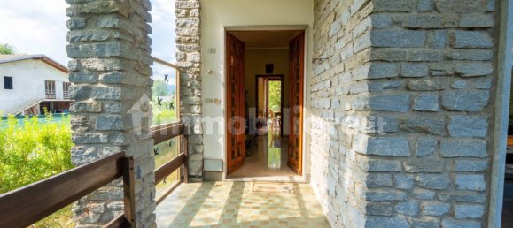 3 bedrooms Villa in Bagnolo Piemonte, Italy No. 261461 2