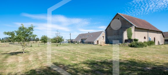 3 bedrooms House in Briare, France No. 86237 14