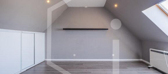 3 bedrooms House in Briare, France No. 86237 7