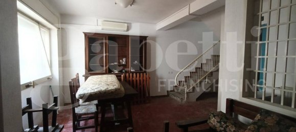 Вилла с 3 спальнями в Анцио, Италия № 289877 19