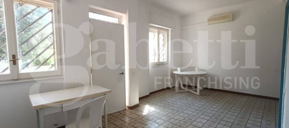 Вилла с 3 спальнями в Анцио, Италия № 289877 7