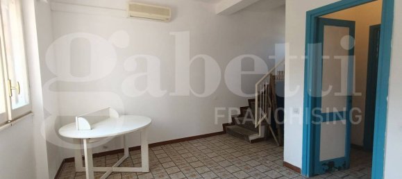 Вилла с 3 спальнями в Анцио, Италия № 289877 9