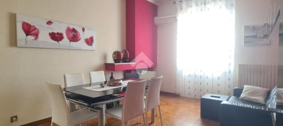 Apartamento de 5 habitaciónes en La Morra, Italy No. 5003 8