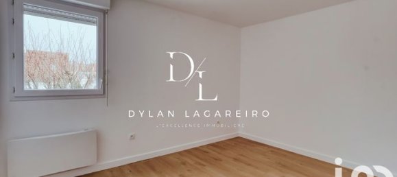 3 rooms Apartment in Persan, France No. 355257 8