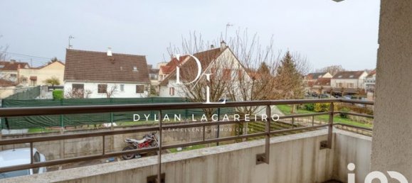 3 rooms Apartment in Persan, France No. 355257 4