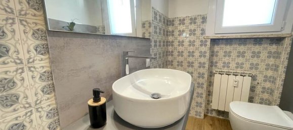 2 bedrooms Apartment in Florence, Italy No. 377307 19