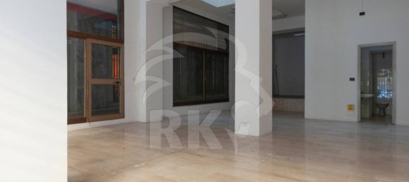 Imóvel comercial de 1 divisão em Bologna, Italy N.º 72254 5