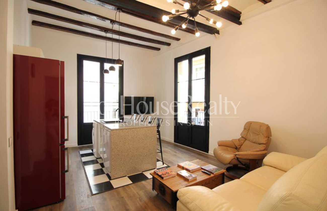 3 Schlafzimmer Wohnung in Ciutat Vella, Spain, Nr. 115638