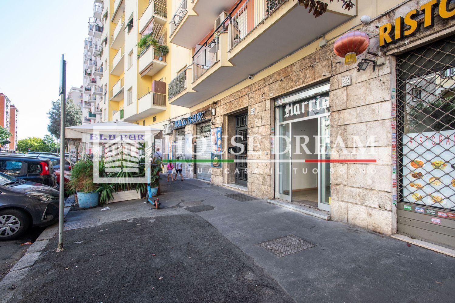 27m² Commercial property in Rome, Italy No. 334876