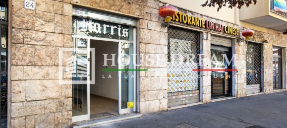 27m² Commercial property in Rome, Italy No. 334876 2