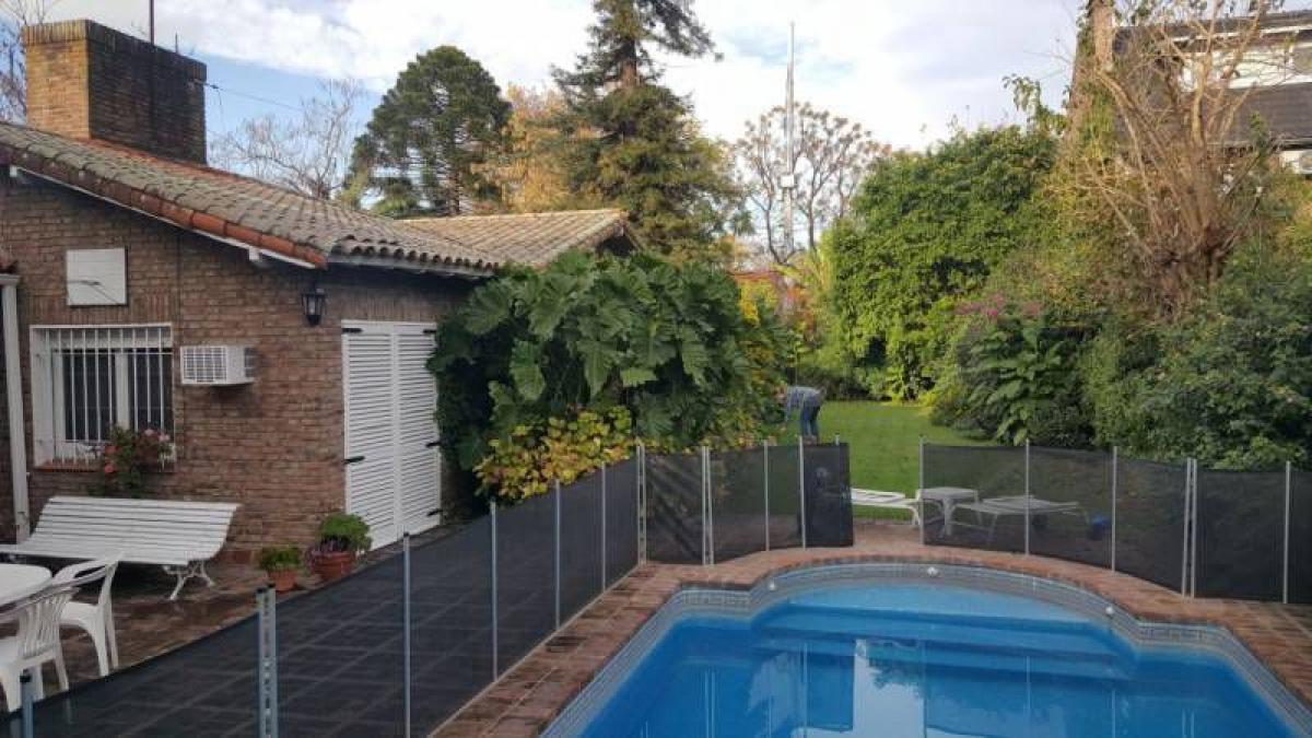 3 bedrooms House in San Isidro, Argentina No. 7176