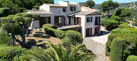 4 bedrooms Villa in Cavalaire-sur-Mer, France No. 101467 22