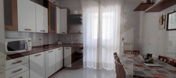 Apartamento de 4 habitaciónes en Triggiano, Italy No. 30741 20