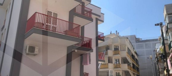 Apartamento de 4 habitaciónes en Triggiano, Italy No. 30741 37