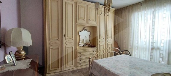 Apartamento de 4 habitaciónes en Triggiano, Italy No. 30741 35