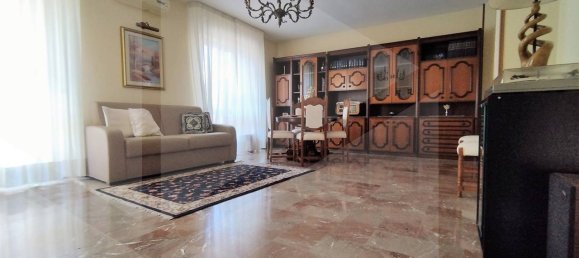 Apartamento de 4 habitaciónes en Triggiano, Italy No. 30741 5