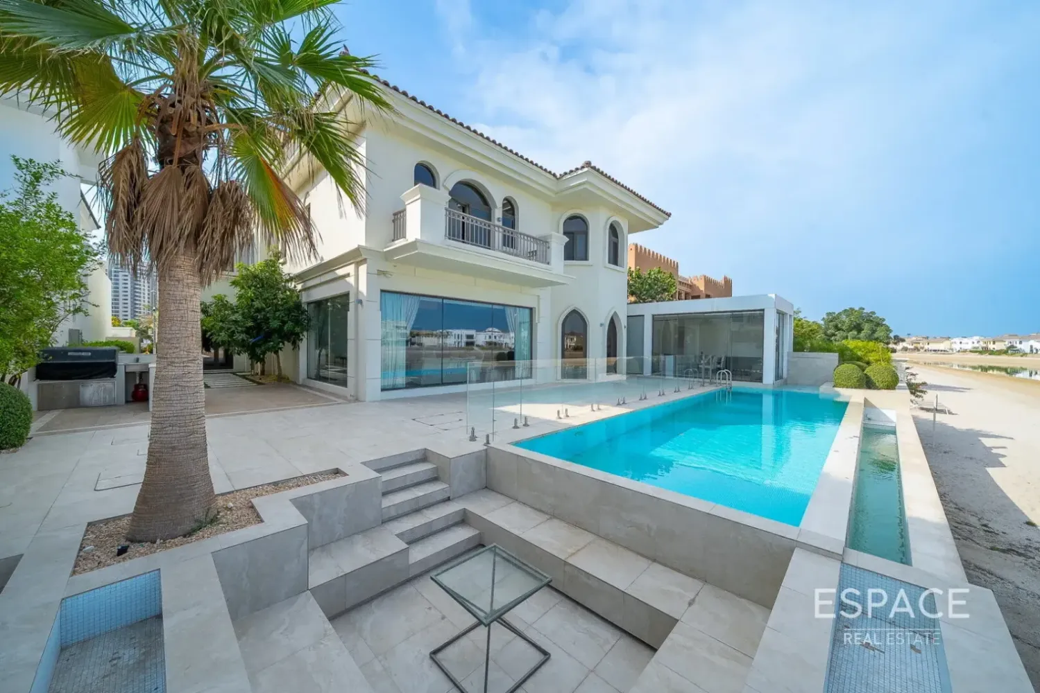 3 Schlafzimmer Villa in Palm Jumeirah, UAE, Nr. 209553