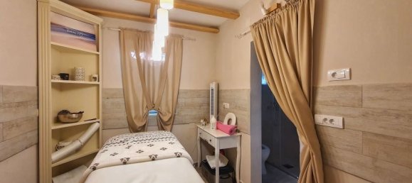 3 bedrooms Commercial property in Tivat, Montenegro No. 78 4