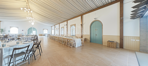 Отель, гостиница 4896м² в Кадис, Испания № 176008 9