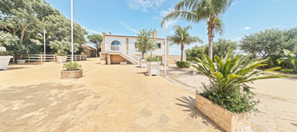 Отель, гостиница 4896м² в Кадис, Испания № 176008 28