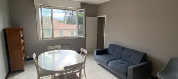 Apartamento de 3 dormitorios en Limoux, France No. 320339 2