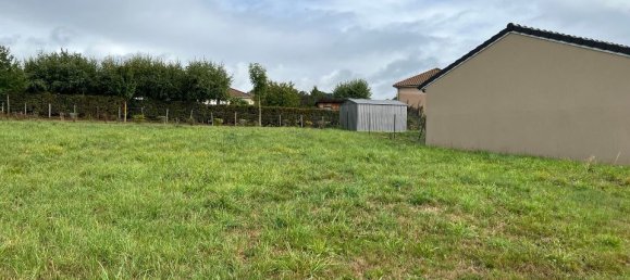 375m² Land in Naucelles, France No. 268741 2