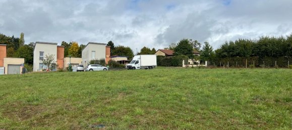 375m² Land in Naucelles, France No. 268741 3