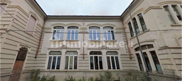 32 bedrooms Building in Asti, Italy No. 123628 5