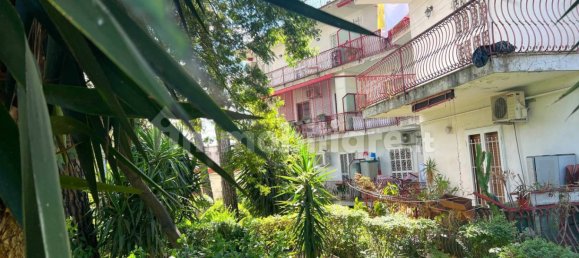 2 bedrooms Apartment in Portici, Italy No. 291697 3