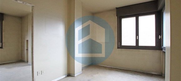 2 bedrooms Apartment in Breno, Italy No. 82361 10