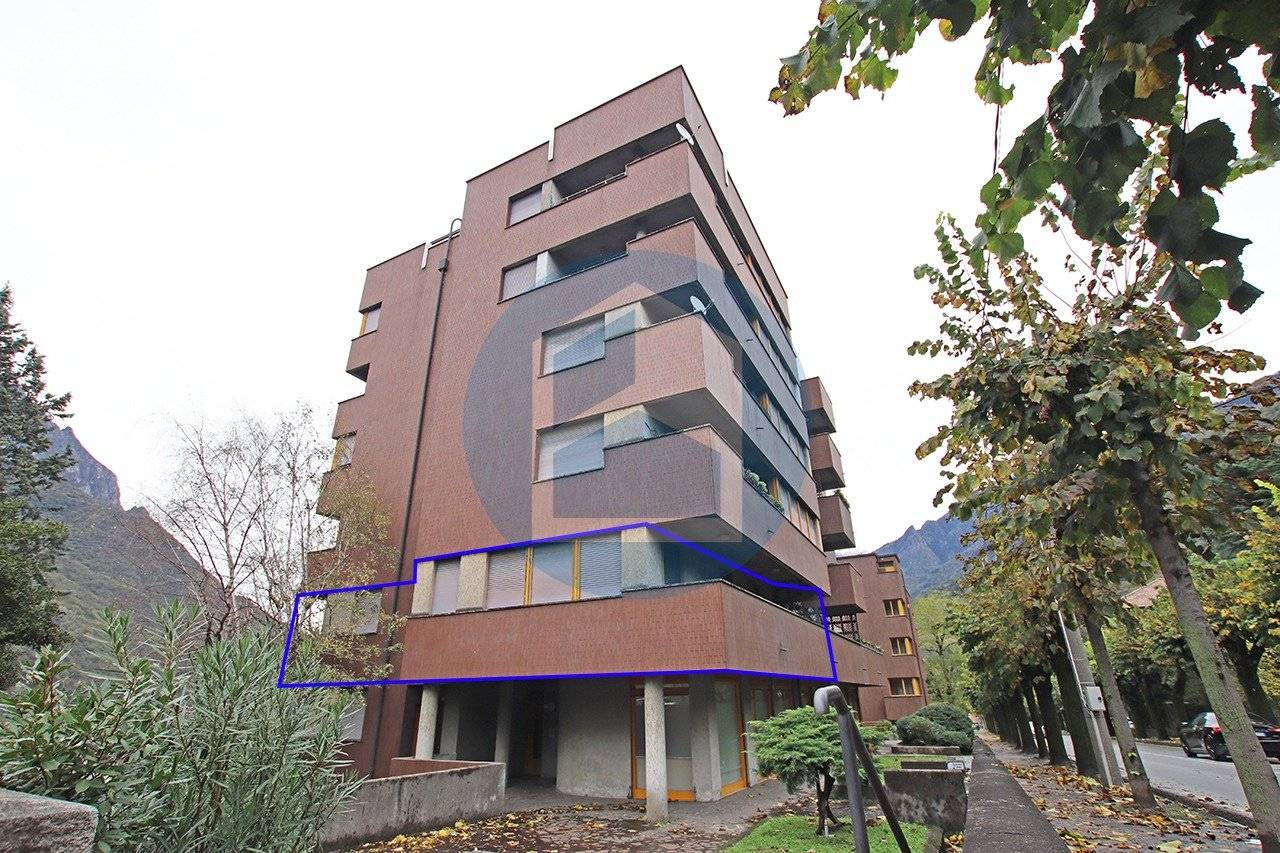 2 bedrooms Apartment in Breno, Italy No. 82361