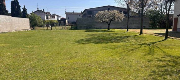 5 bedrooms Villa in Garlasco, Italy No. 359505 26