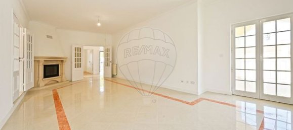 5 bedrooms House in Seixal, Portugal No. 23185 21