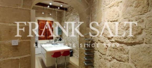 3 bedrooms House in Mosta, Malta No. 9637 7