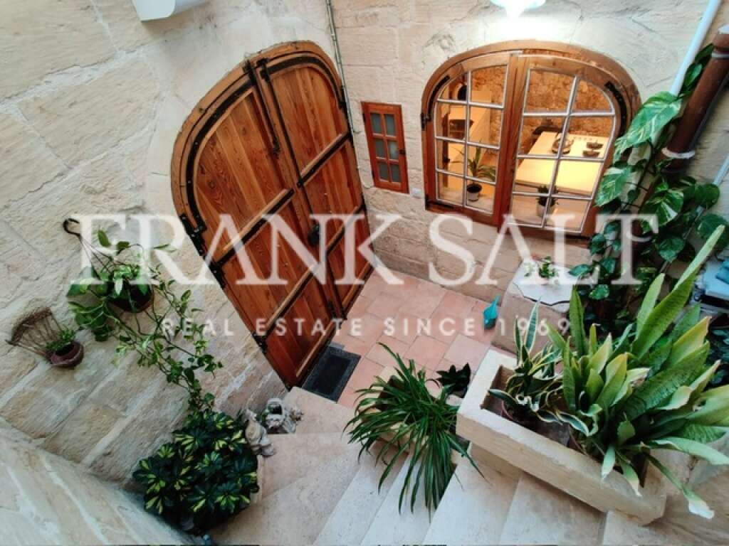 3 bedrooms House in Mosta, Malta No. 9637