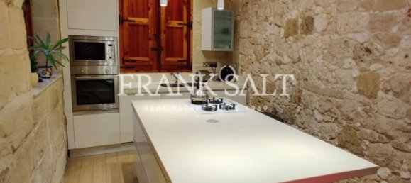 3 bedrooms House in Mosta, Malta No. 9637 6