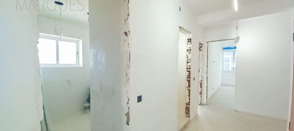 4 chambres Appartement à Almada, Portugal No. 87322 13