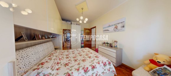 3 rooms Apartment in Volpiano, Italy No. 274503 8