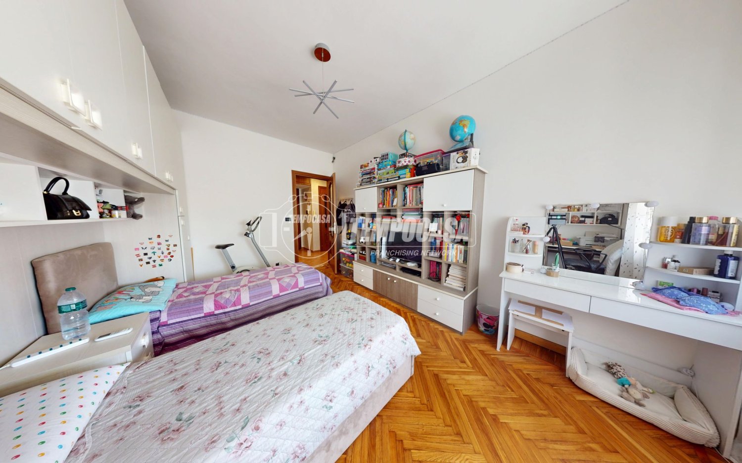 3 rooms Apartment in Volpiano, Italy No. 274503
