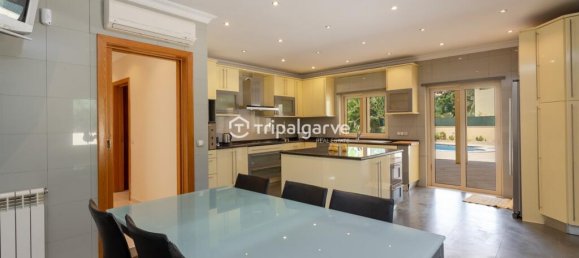 4 Schlafzimmer Villa in Albufeira, Portugal, Nr. 320815 34