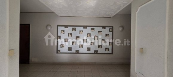 2 Schlafzimmer Wohnung in Savona, Italy, Nr. 93085 8