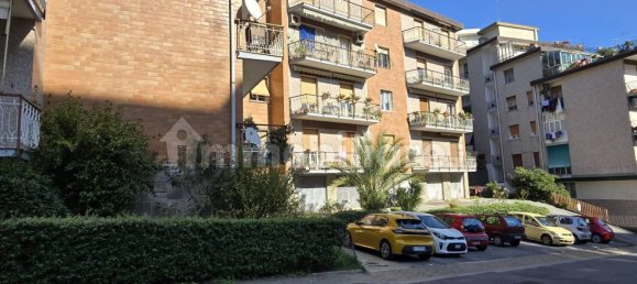 2 Schlafzimmer Wohnung in Savona, Italy, Nr. 93085 5