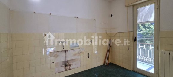 2 Schlafzimmer Wohnung in Savona, Italy, Nr. 93085 18