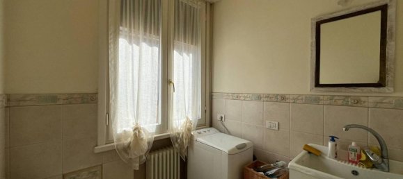 4 rooms Apartment in Fidenza, Italy No. 37482 11