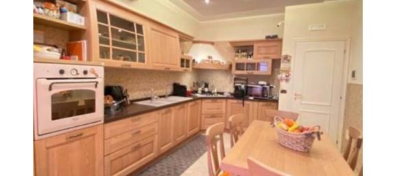 4 rooms Apartment in Taranto, Italy No. 253215 5