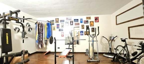 Вилла с 5 комнатами в Горгондзола, Италия № 39300 16