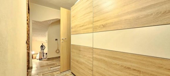 Вилла с 5 комнатами в Горгондзола, Италия № 39300 18