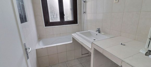 3 bedrooms Apartment in Neuilly-Plaisance, France No. 149272 5